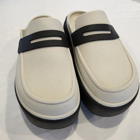 Crocs Stomp Loafers in the 'Linen Black' Women's Size 7 (Mens 5) Penny Loafer - Picture 5 of 17